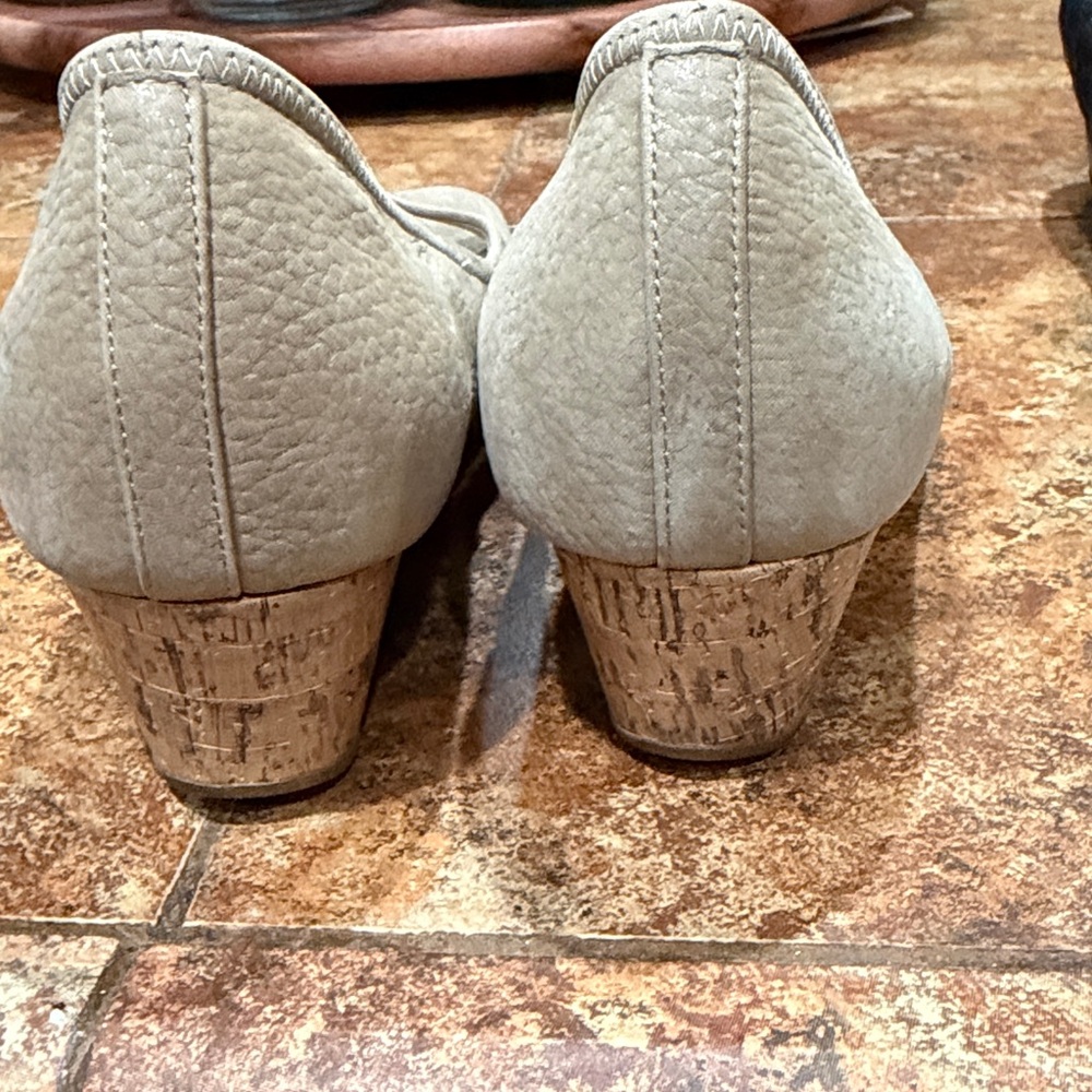 Cole Haan Women's Black and Tan Peep Toe Shoes lo - Picture 8 of 13